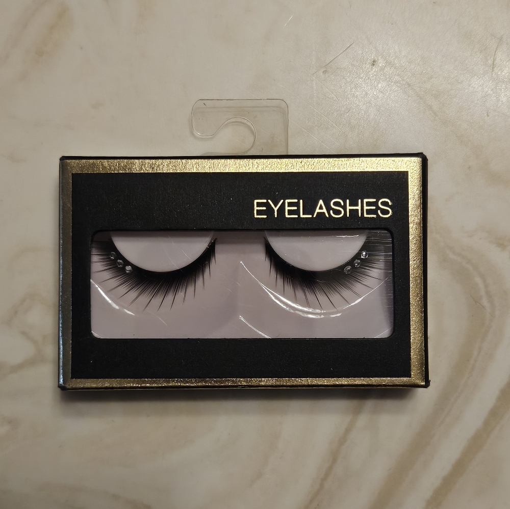 Lash bundle - Picture 4 of 5